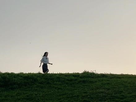 只要是去见你，我都是用跑的。