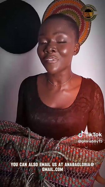 Innovative 1-Minute Advert Video Showcasing Creativity