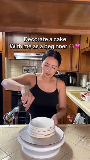 Beginner Cake Decorating Tips for Self-Taught Enthusiasts