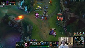 Season 11 Vayne with new Kraken Slayer Item is.. | Pants are Dragon