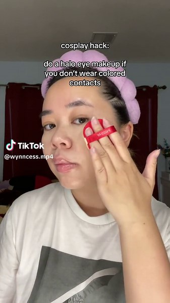 name a bigger struggle than being a cosplayer w astigmatism 👁️🫦👁️ #cosplay #eye #makeup #hack #tutorial #makima #chainsawman