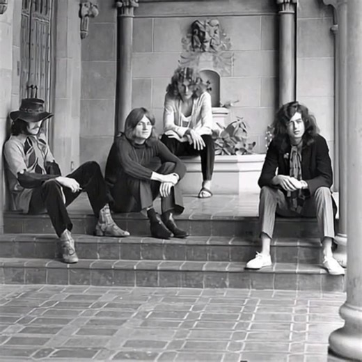 Led Zeppelin was forced to perform in Copenhagen on 28.02.1970, under the pseudonym "The Knobs"