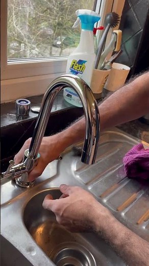 Kitchen mixer tap replacement