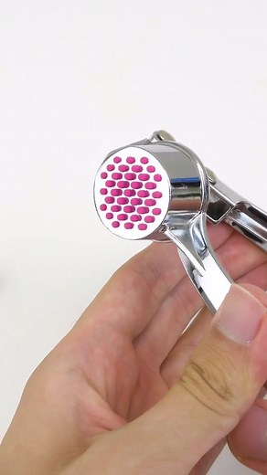 How to Use a Metal Nail Clipper Effectively