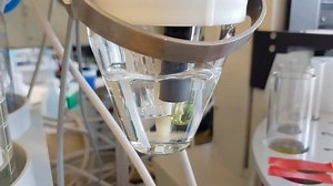 Lab Device Machine Analysis: Stockvideos & Filmmaterial (100 % lizenzfrei) 1021649422 | Shutterstock