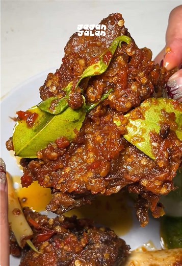 Menu Iga Spesial di Soto Balungan Rel Solo