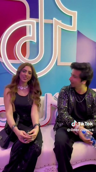 Tu Mere Level Ka Nahi - Viral Song Lyrics