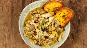 Zuppa di funghi - Ricette Casa Pappagallo