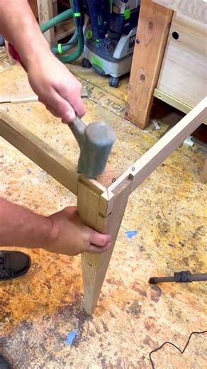 The Puzzle Joint That Locks Tight #shorts #wood