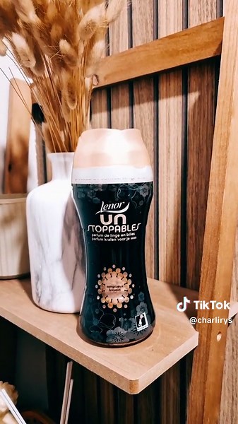 4 astuces pour utiliser vos billes Lenor au quotidien 🤍 pour un linge qui sent bon le frais, mais aussi vos sols et vos coussins... #routinemenage #lenor #linge #astuceménage #astuce #adoucissant #billeslenor #billelenor #produitsdentretien #astuces #unstoppable #tiktokfrance #tiktokastuces #tiktok