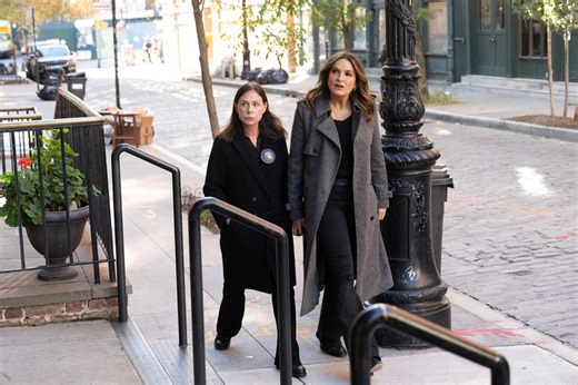 Law & Order Crossover Event: Here's Our S25E09: "Snowflakes" Preview