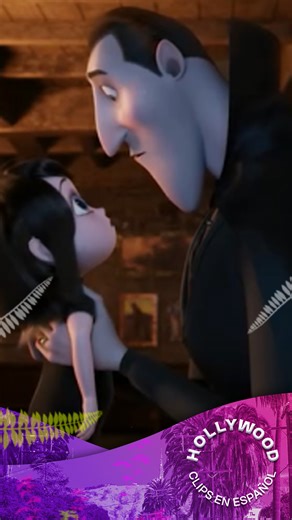 407K views · 16K reactions | Drácula inaugura su propio hotel, al que acuden monstruos de todas partes del mundo, desde hombres lobo hasta momias e incluso el mismo Frankenstein. ¿Te hospedarías en un lugar así? Mira la película completa aquí: https://bit.ly/3Oo3bjz | Hollywood Clips en Español | Facebook