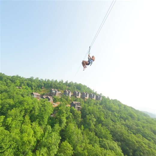 Spectacular views, over two miles of ziplines, great guides and just 15 minutes from Pigeon Forge and Gatlinburg! | Legacy Mountain Ziplines