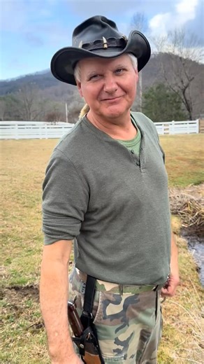 Story time with the Turtleman! For more Live Action, go to Turtlemanliveaction.com . We have some shows in Colorado, coming soon ! #fypシ゚viralシ2024fyp #facebook #Colorado #viralpost2025シ #turtles #fypシ゚viralシ #Turtleman #viral | Call of The Wildman - Turtleman