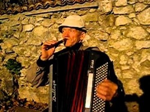 МОРАВАЦ коло - фрула и хармоника истовремено