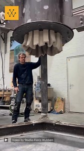 937K views · 1.7K reactions | Mesmerising video of a clay extrusion process for the 'Wonky Collection' by Studio Floris Wubben. Video Credit: Floris Wubben #art #sculpture #3dprinting #3d #engineering #technology #clay | Wevolver.com | Facebook