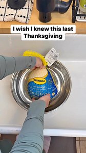 1.6M views · 3.7K reactions | How to thaw a Thanksgiving turkey #Thanksgiving #turkey #foodprep #frozenfood This video is for entertainment purposes only. Always follow your turkey package’s food handling guidelines. | Liz & Jeff | Facebook