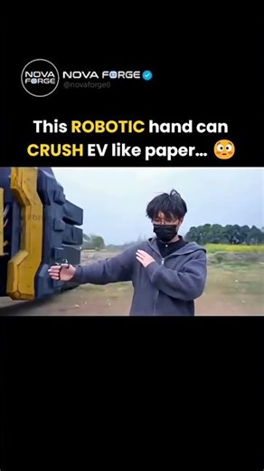 This Giant robot hand can crush a car 😳😱 #ai #engineering #robotics #shorts #robomaker #futuretech