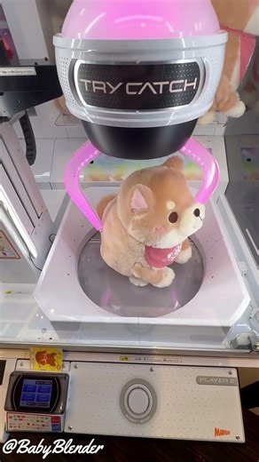 I tried out the new crane game #cranegame #ufocatcher #arcade #clawmachine #arcade