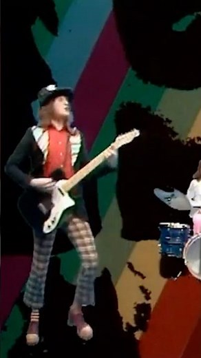 'Mama Weer All Crazee Now' on TopPop. #Slade #Glam #Rock #70sMusic