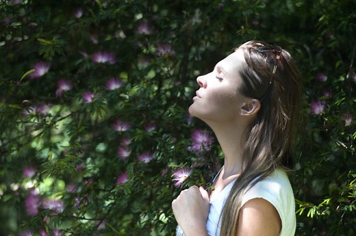 We know what causes the scent of spring, but what's it actually for? - The Weather Network