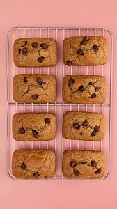 Memorable Mealtimes with mini loaf pan by CHEFMADE Take your go-to recipe for whole loaves and bake mini loaves in this mini loaf pan so your savoury and sweet mini baked goods can be packed with love into any lunchbox. Why we know you’ll love this mould: - made of durable carbon steel for quick and even heating - features a non-stick silicone coating for easy release of smaller baked goods - features a strengthened edge for durability resulting in even biscuits, cookies and more Chefmade, found