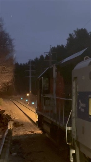 Danbury Train #1838 departs Cannondale with a rear horn salute en route to Danbury #metronorth #fyp