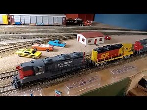 HO Scale NCE Speed Matching and Consisting 3 Geeps.
