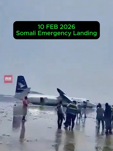 Somali Aircraft Crash Lands on Indian Ocean Beach