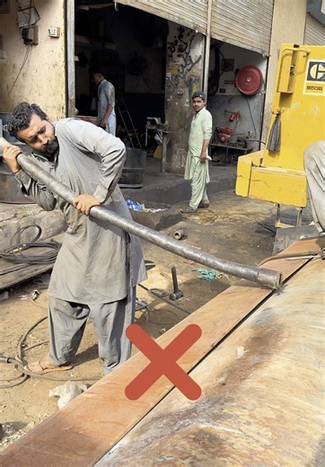 Caterpillar Loader Bucket Welding Process Explained