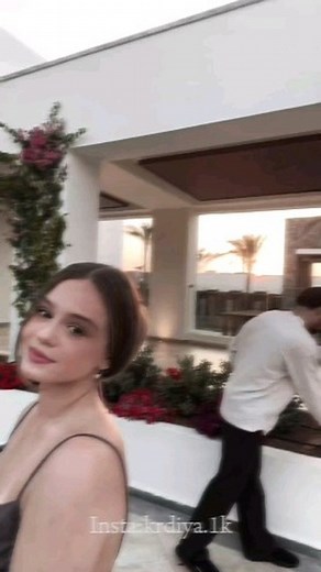 『 퐸 變 』 on Instagram‎: "انتَہ السبب لابتسامتيہ كل يومہ凉♥輸."‎