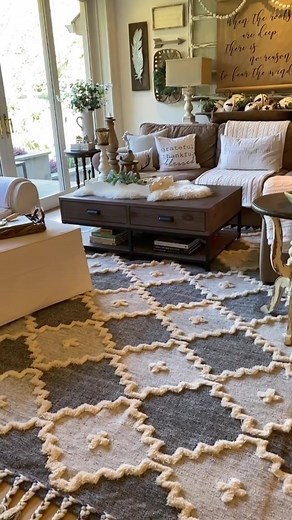 Brand new modern farmhouse home tour to celebrate the first day of spring! Come on in and enjoy all my updates! With gratitude, Julie #thedesigntwins #thedesigntwinslove #farmhousetour #hometour #realfarmhouse #farmhouse #farmhousestyle #modernfarmhouse #modernfarmhousestyle #farmhousedecorating #farmhousedesign #thedesigntwinslovespring #seattlehome #customhome #realestatetour #myhomestyle #welcometomyhouse #welcometomylife #customhomedesign | The Design Twins