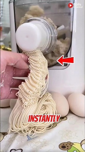 This Small Machine Can Make Noodles Automatically! 🤩