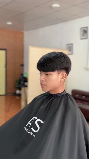 รองทรงกลางไว้ขอบ: ทรงผมยอดฮิต 2025