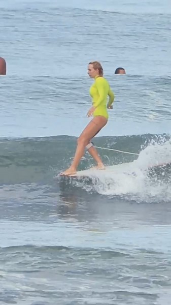 Cool Nose Ride With Katya #surfing #balisurf #surfers