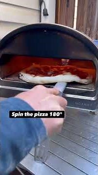 Full bake tutorial of a Neapolitan pizza in the Gozney Roccbox #pizza #roccbox