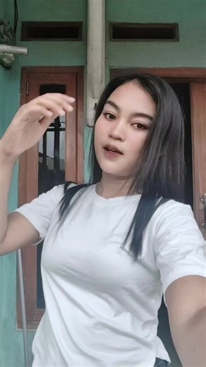 Sintaaaa🥀 (@sntadwi0)’s videos with Dj Jatah Mantan Yt Dana Wikara - Danzz? 🎟