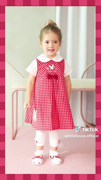 絵本から可愛いコーデが登場📚🎀大人気チエコサクチェックをご紹介！ #ミキハウス #子供服 #絵本 #チェック