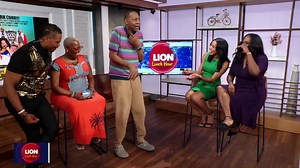 "Hangin' with Mr. Cooper" star Mark Curry attempts to beat his feet on FOX 5's "Lion Lunch Hour Full interview: www.fox5dc.com/video/1464257 | Fox 5 DC