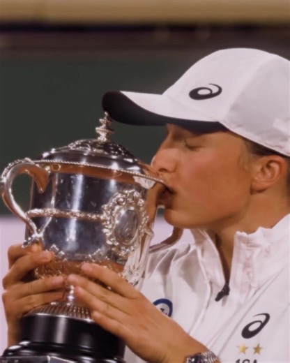 Iga Świątek's Journey to Four Roland Garros Titles
