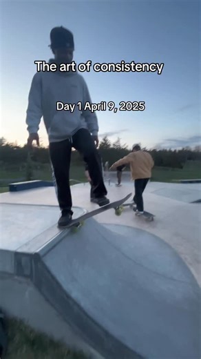 Erick on Instagram: "6months of dedication, still a beginner #skateboarding #skate #explorer #eaze #beginners"