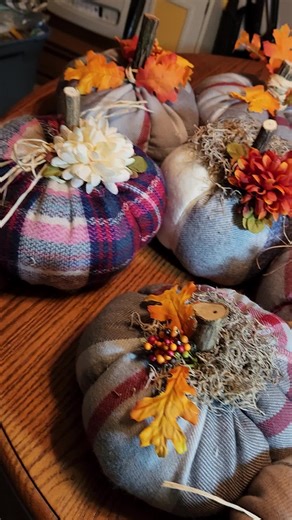 it's officially sweater pumpkin season!!#handmade #craftymelanomawarrior #sweaterpumpkin