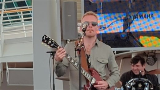 #frankenstein #edgarwintergroup #jamband #rocknroll #bluesrock #guitar #guitarsolo #rockband #musician #guitartok #lefty #liveband #band #rocklegends #spain #gibson #gibsonsg #gibsonlespaul #fendertelecaster #blues #guitarist #guitaristsoftiktok #jam #harmony #drums #drummer #keyboard #bassguitar #marshallamps #rockconcert #concert #production #crowd #southernrock #guitarcover #shred