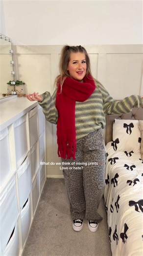 I personally think that mixing patterns within your outfits this year is gonna be huge and I’m so here for it🫶🏽✨♥️ Do you love it or is it not for you? @Converse #tiktokmademebuyit #size16fashion #dopaminedressing #midsizeoutfitinspo #mumoutfits