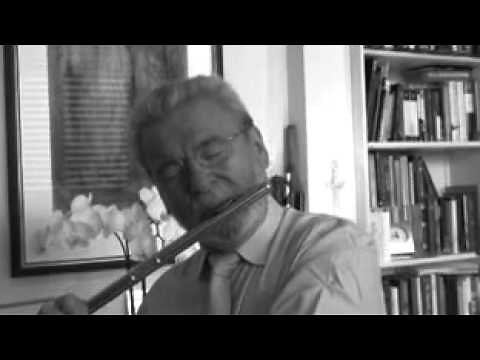 Sir James Galway 16 Flutes Demonstration