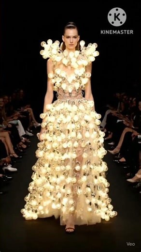 “Made From Trash But Looks Like Royalty ♻️👑 #UpcycledFashion #SustainableStyle #Shorts”