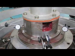 Rotor and turbine shaft centering