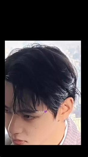 V Breaks Silence: Taehyung's Reaction to Private Chat Leaks