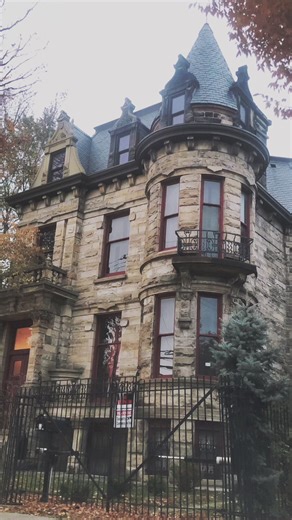 Exploring Franklin Castle: Haunted History Unveiled