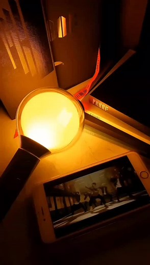 --gachil mankkik Joheun hyanggie akchwin banchik Mic mic bungee Mic mic bungee Bright light jeonjin Manghal geo gatassgessjiman i'm fine sorry Mianhae Billboard Mianhae worldwide Adeuri neom jalnagaseo mianhae eomma Daesinhaejwo niga moshan hyodo Uri konseoteu jeoldae eopseo podo I do it i do it neon maseopsneun rattattui Hok baega apeudamyeon gosohae Sue it Did you see my bag Did you see my bag Teuropideullo baegi gadeukhae How you think bout that #bts #micdrop #micdroplirik #lyrics